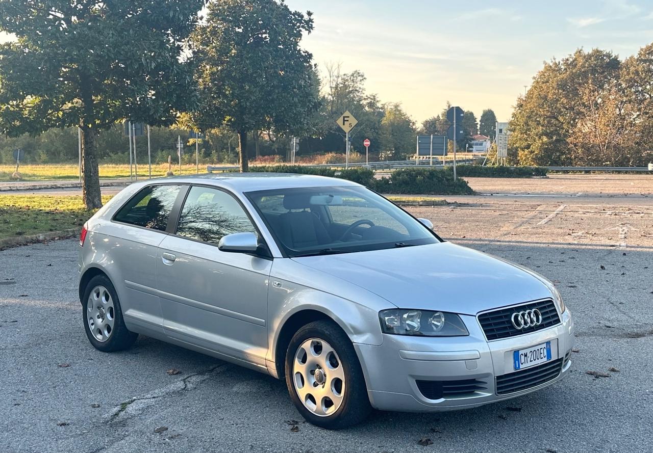 Audi A3 1.6 Attraction