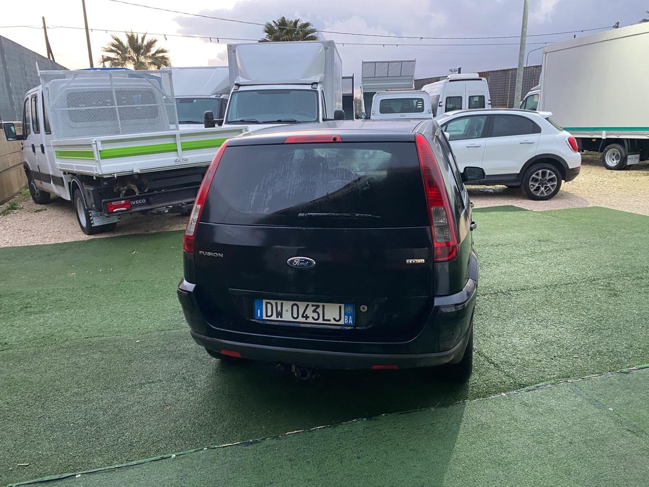 Ford Fusion 1.6 TDCI Titanium Gancio Traino
