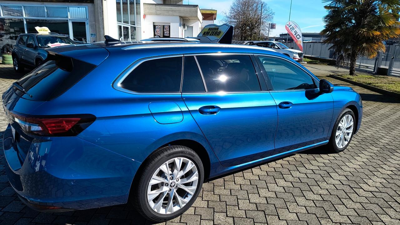 Skoda Superb 2.0 TDI DSG Wagon Style