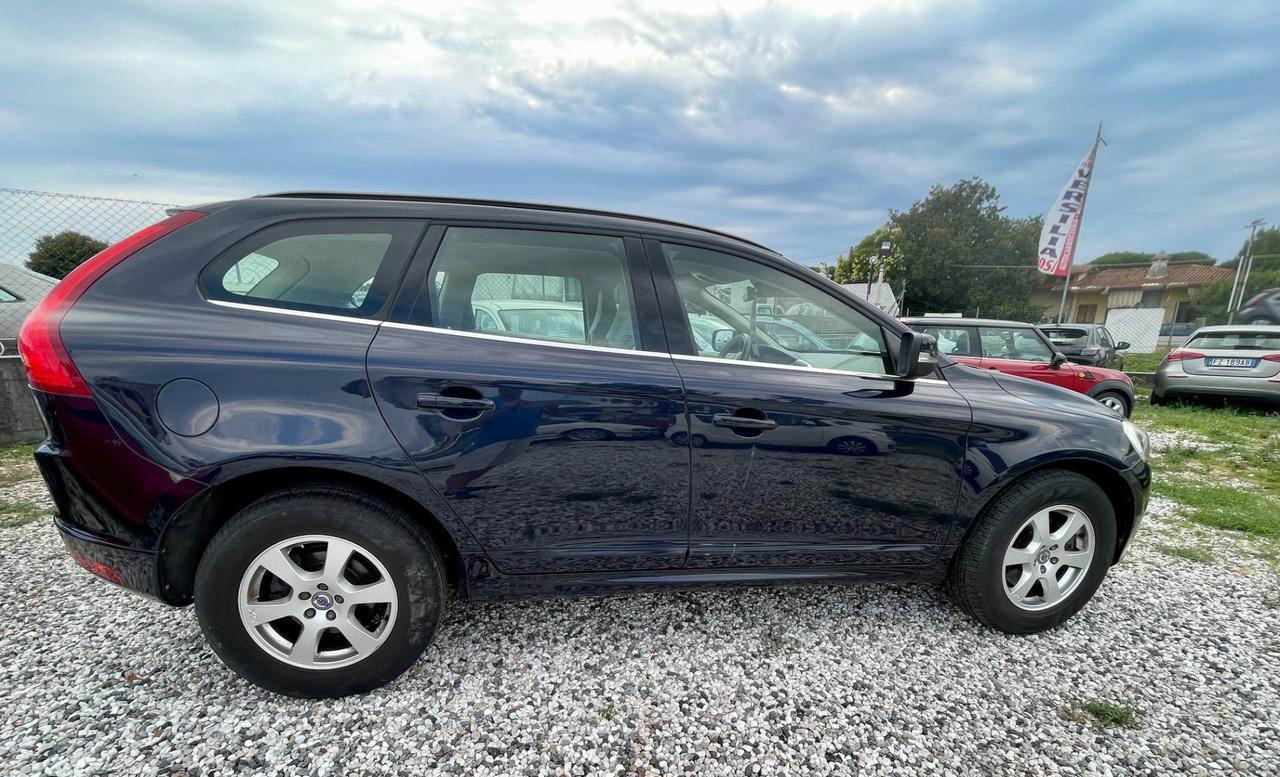Volvo XC 60 XC60 D4 AWD Geartronic Summum