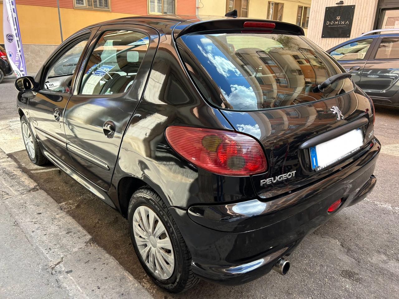 Peugeot 206 1.4 HDi Neo patentati