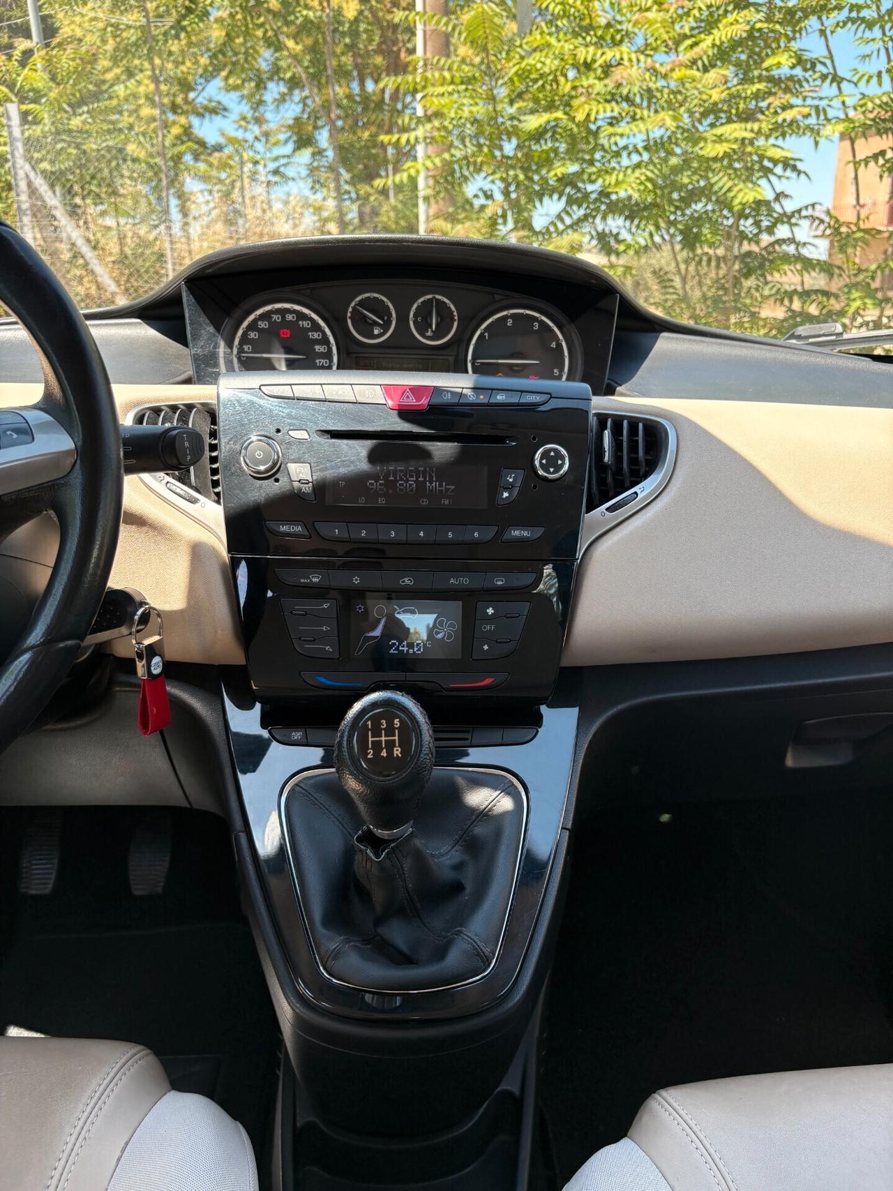 Lancia Ypsilon Gold 1.3 Multijet 5 Porte
