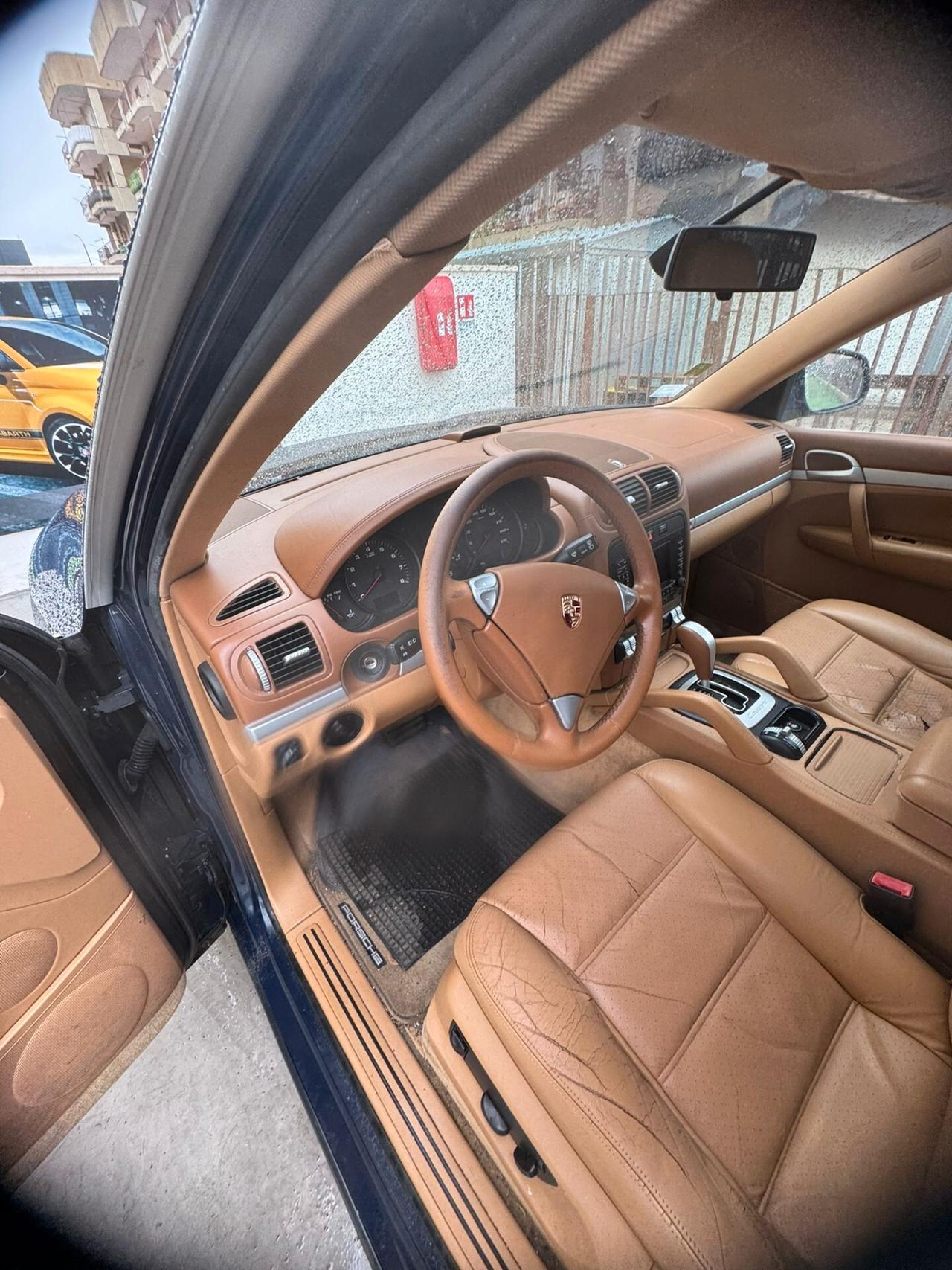 Porsche Cayenne 3.2 V6 cat GPL