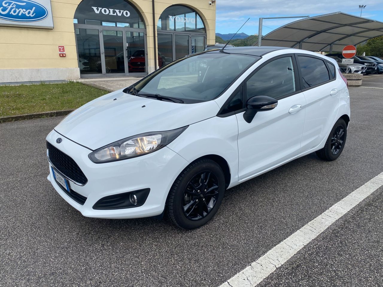 Ford Fiesta Black&amp;White 1.5TDCi 75CV -NEOPATENTATI