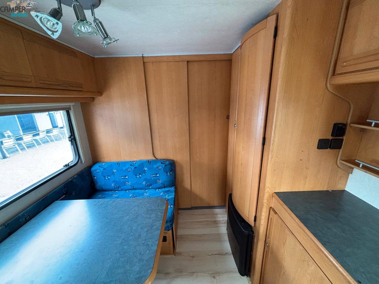 ADRIA UNICA B 462 PH - roulotte con letto matrimoniale