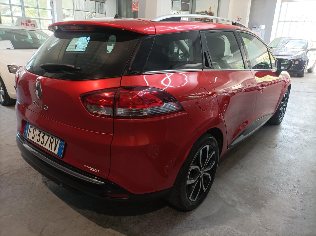 Renault Clio Sporter dCi 90 CV Moschino 2018 sOLO 141000Km