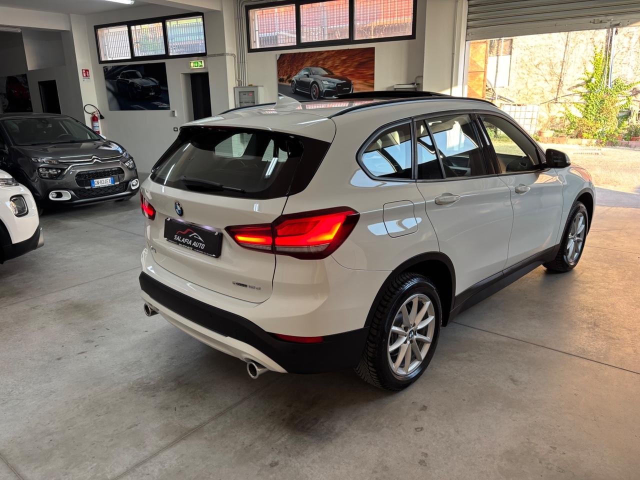 Bmw X1 sDrive18d Business Aut. 8 Steptronic Tetto panoramico
