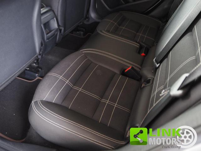 MERCEDES-BENZ GLA 200 d Sport autom