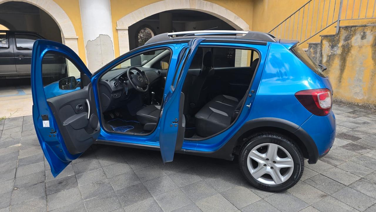 Dacia Sandero Stepway 1.5 diesel 90CV