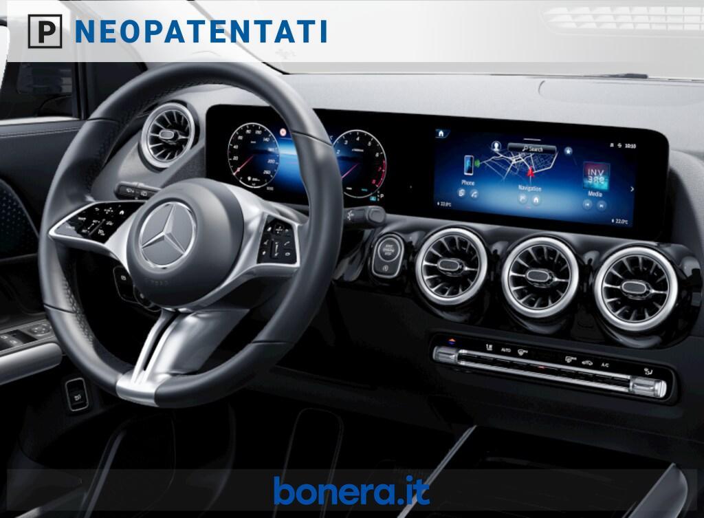 Mercedes GLA 180 180 Progressive Advanced Plus 7G-DCT