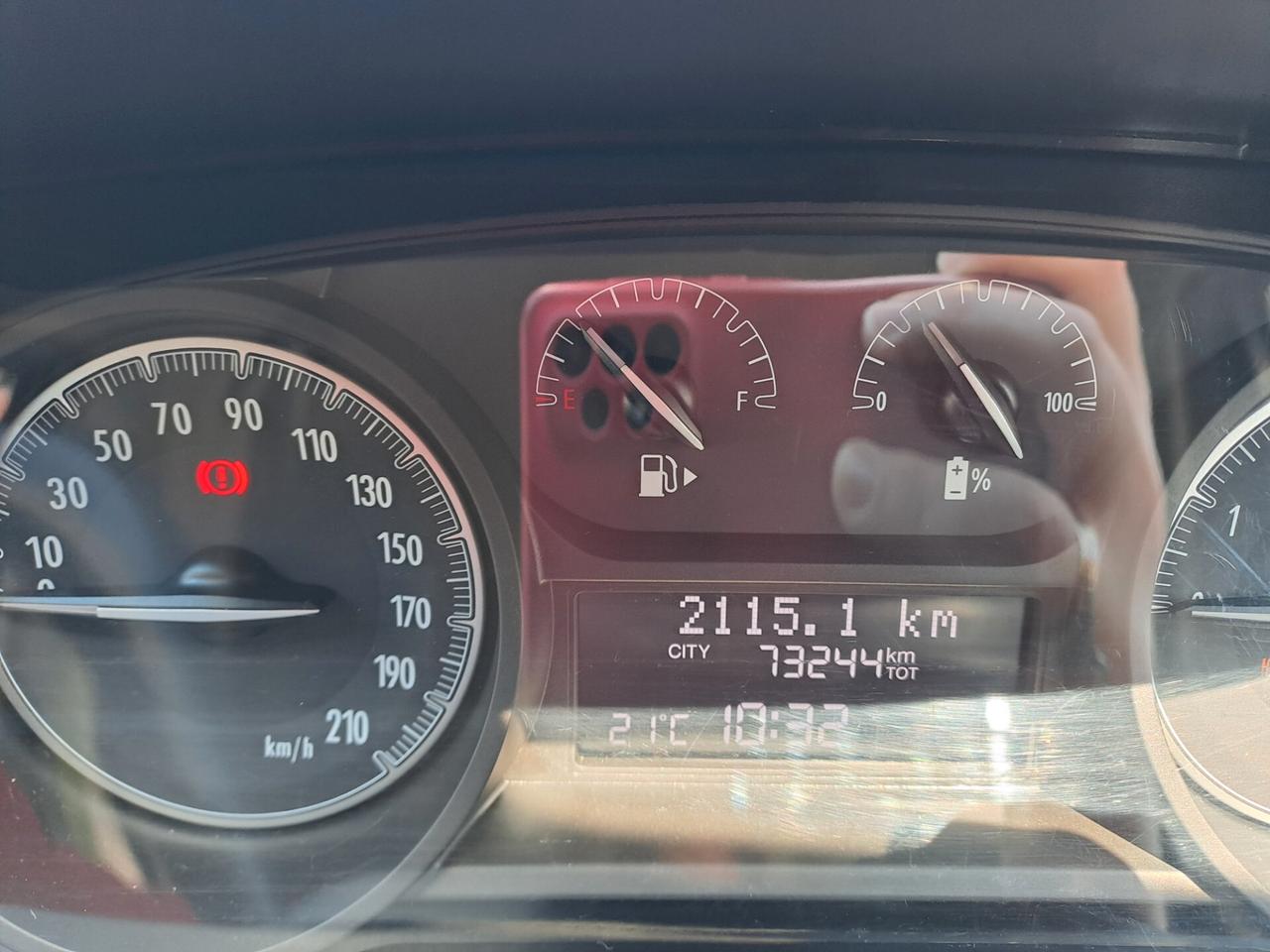 Lancia Ypsilon 1.0 FireFly 5 porte S&S Hybrid Gold