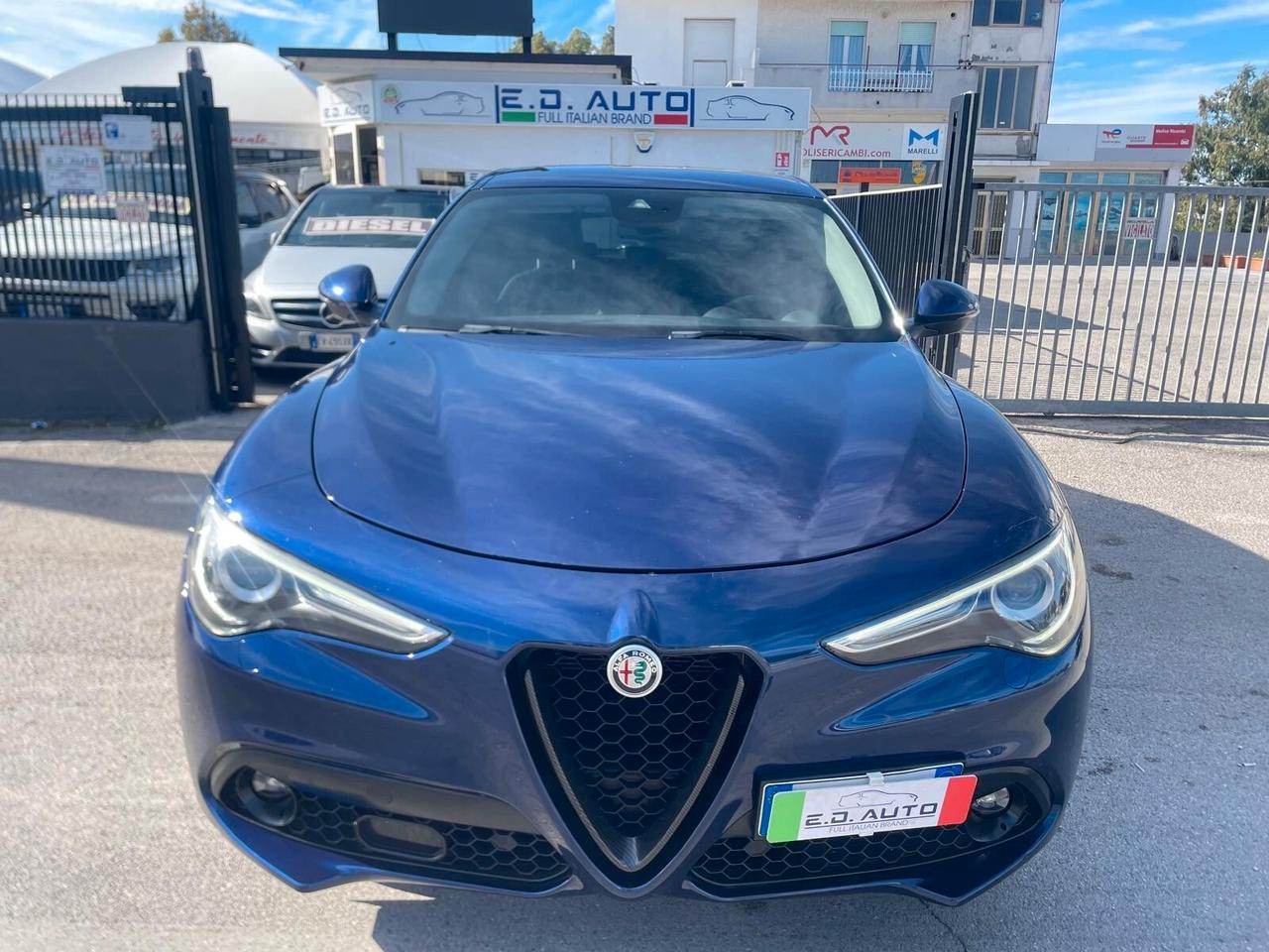 Alfa Romeo Stelvio 2.2 Turbodiesel 180 CV AT8 RWD Super