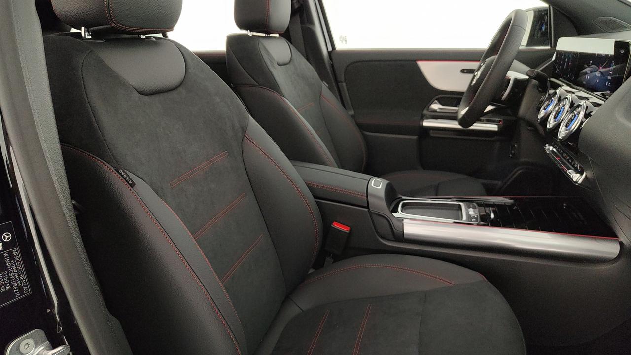 Mercedes-Benz GLA 200 d automatic