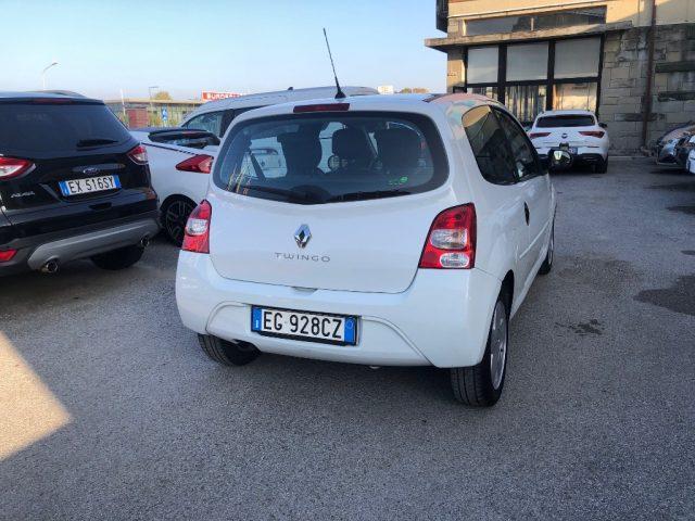 RENAULT Twingo 1.2 16V LEV Miss Sixty