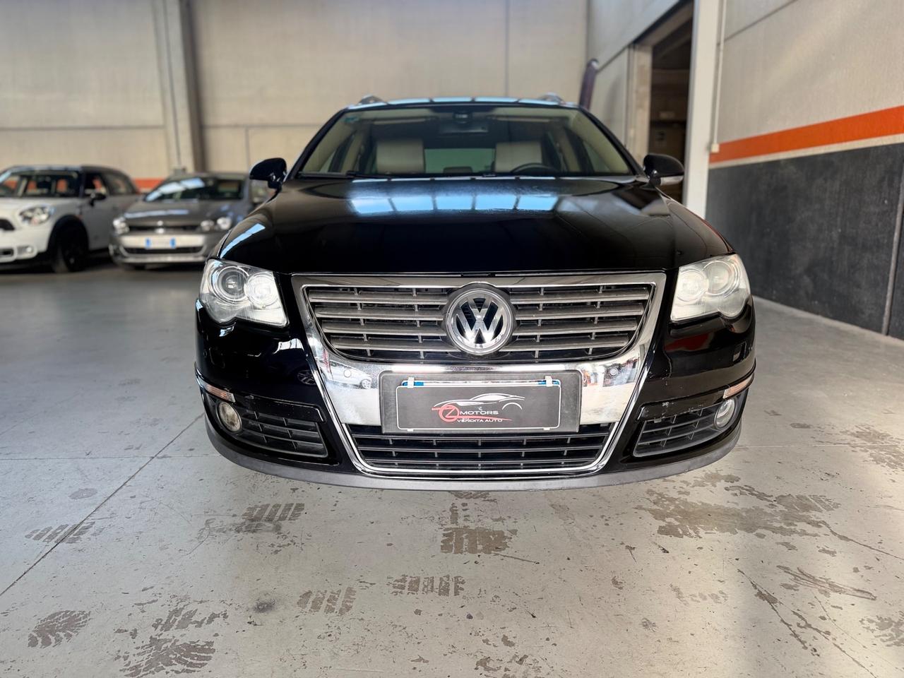 Volkswagen Passat 2.0 TDI DPF DSG Highline NEOPATENTATI