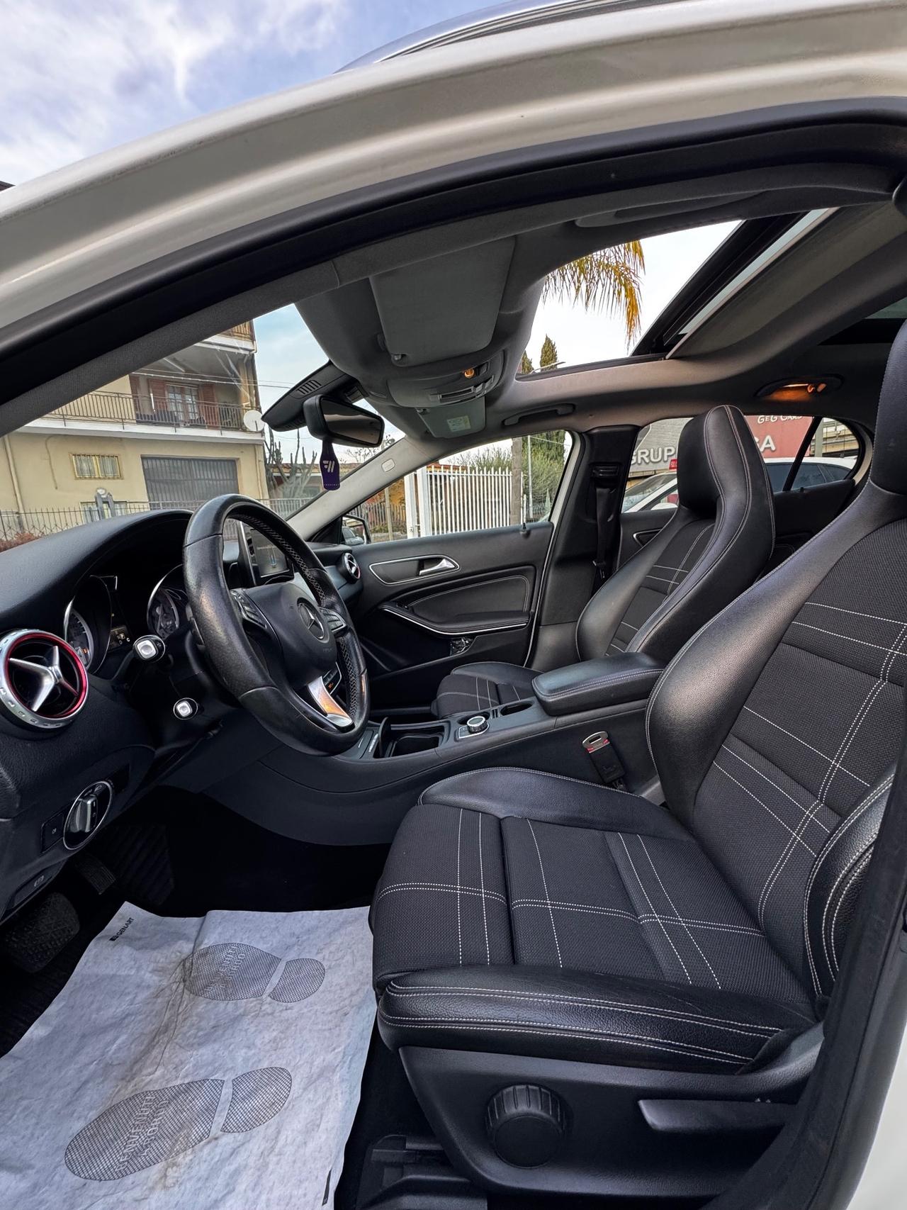 Mercedes-benz GLA 200 d Automatic Premium