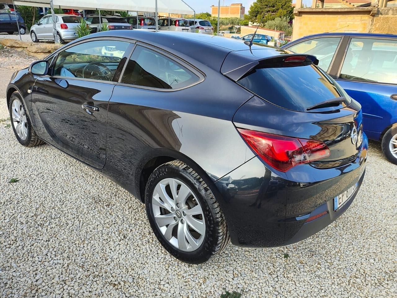 Opel Astra GTC 1.7 CDTI 110CV 3 porte unico propri