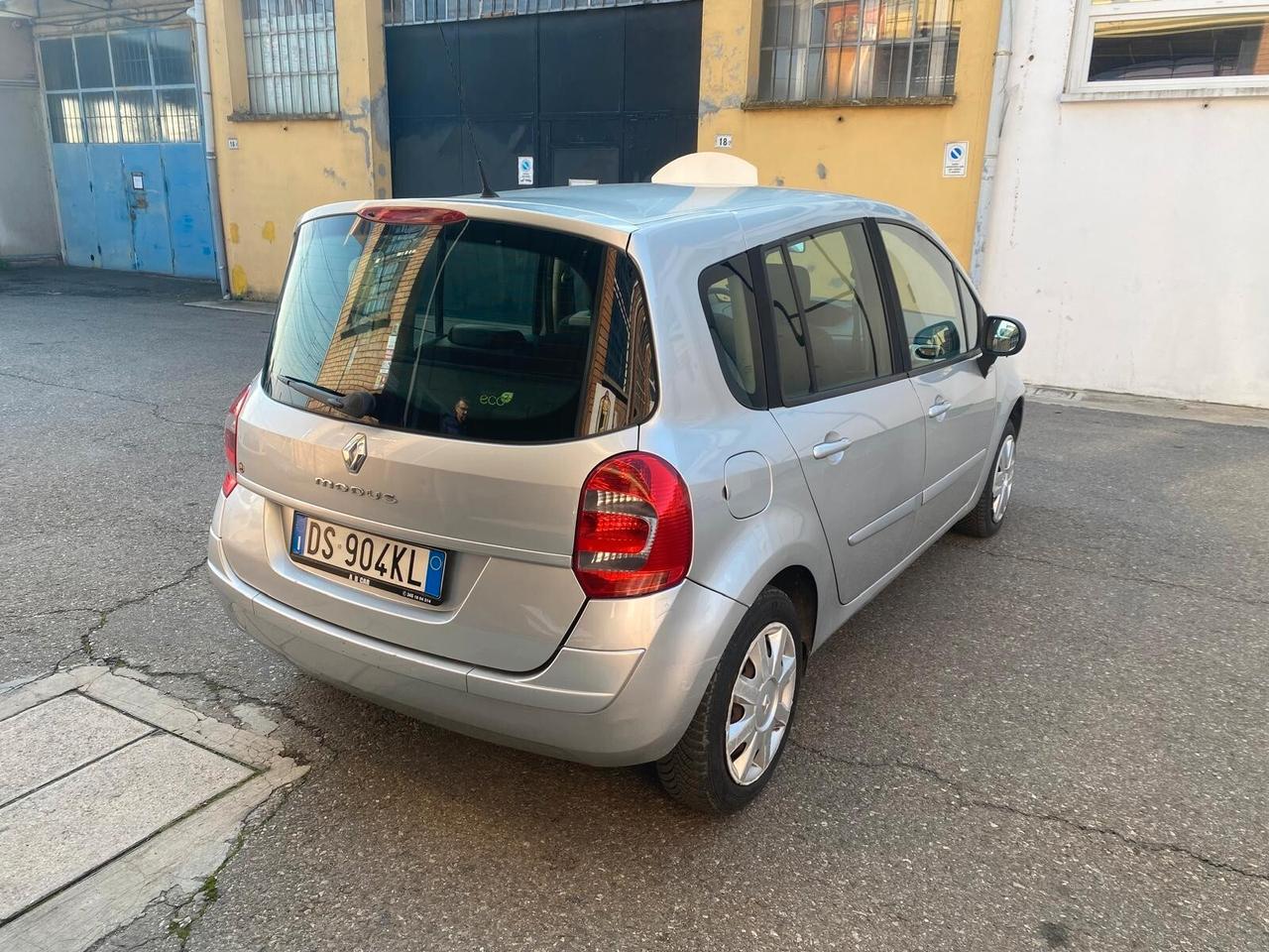 Renault Modus Grand 1.2 75cv Dynamique - NEOPATENTATI