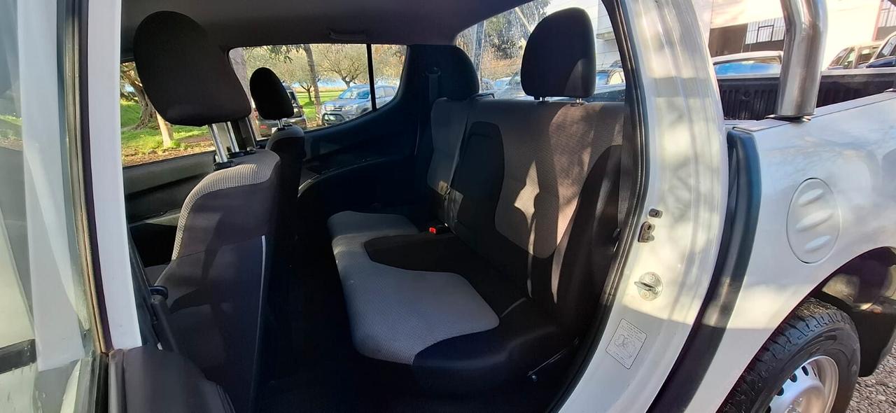 Mitsubishi L200 2.4 DI-D/154CV Club Cab Inform