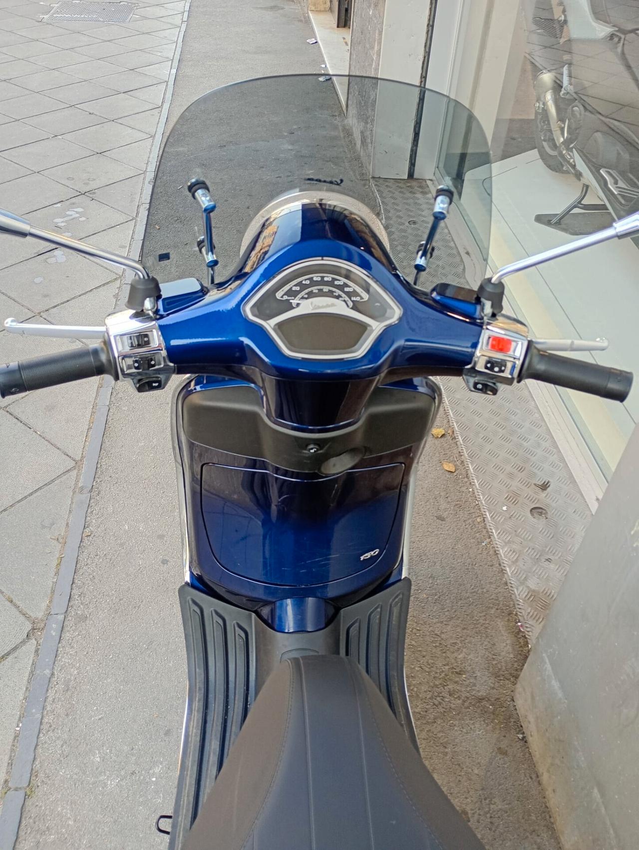 Piaggio Vespa 150 Primavera