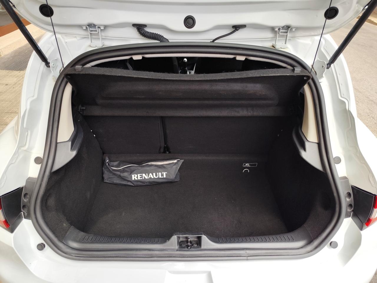 Renault Clio 1.5 dCi 75CV DIESEL NAVI