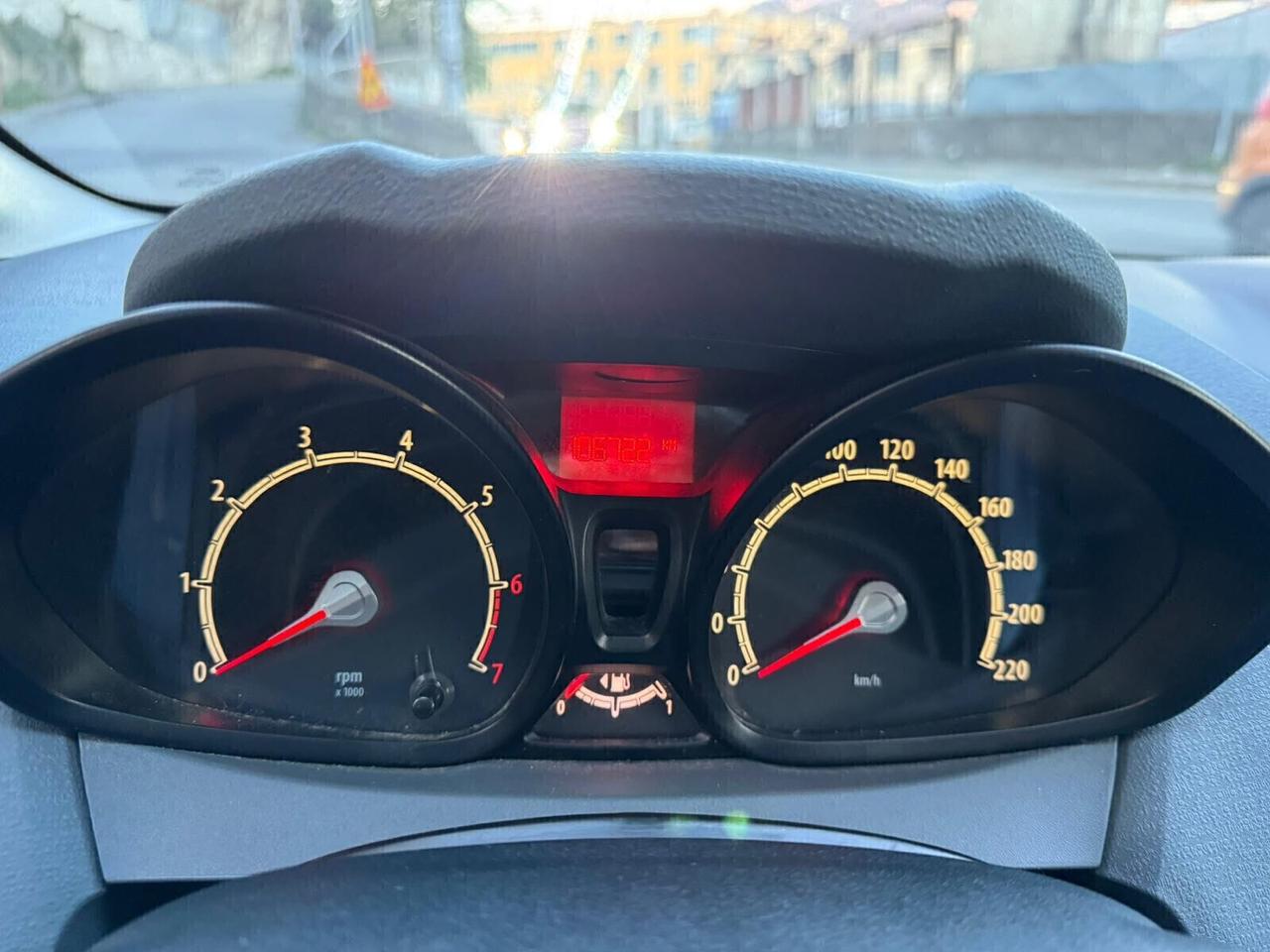 FORD FIESTA 1.2 NEOPATENTATI