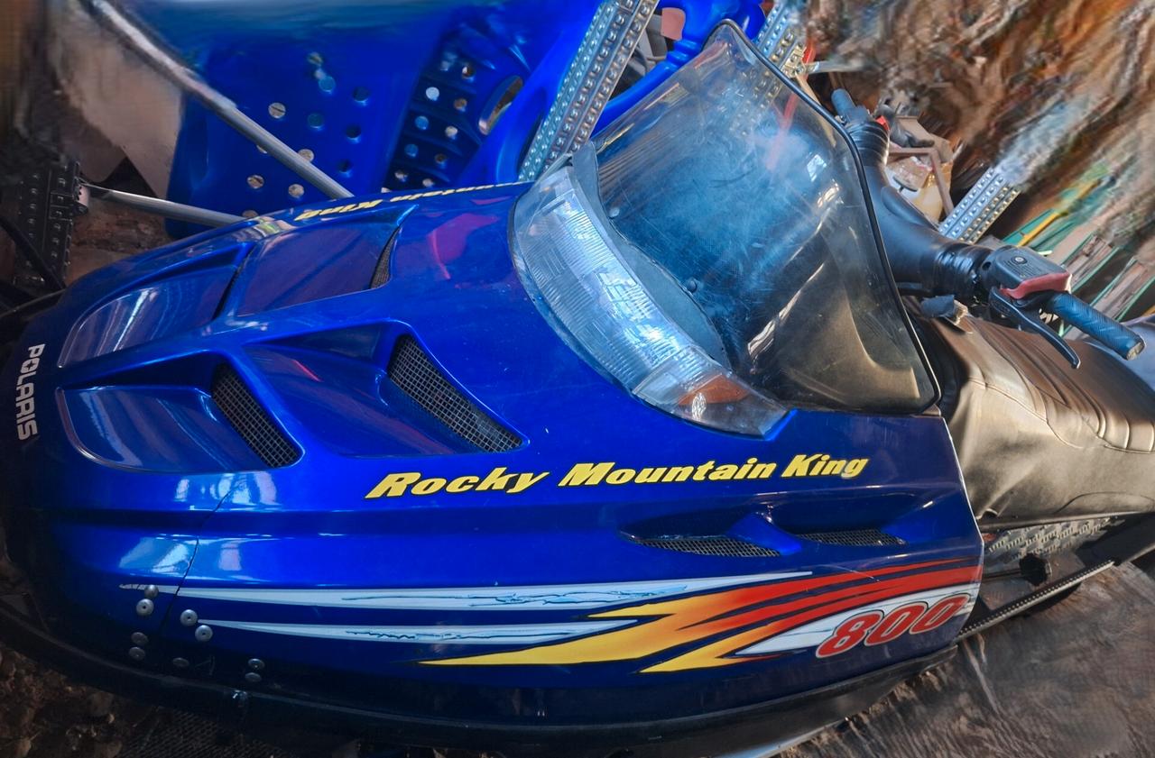 motoslitta polaris rmk 800