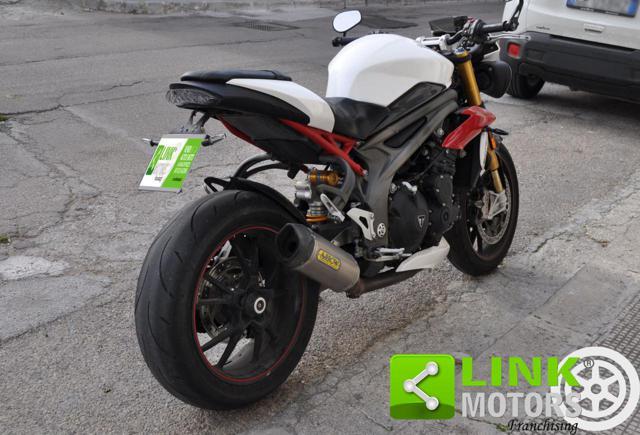 TRIUMPH Speed Triple R 1050