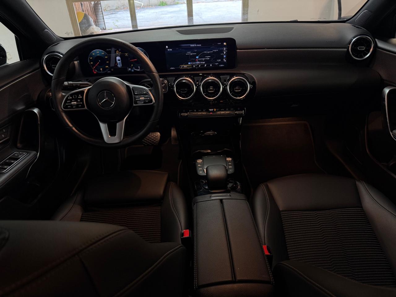 Mercedes-benz A 180 d Automatic Premium