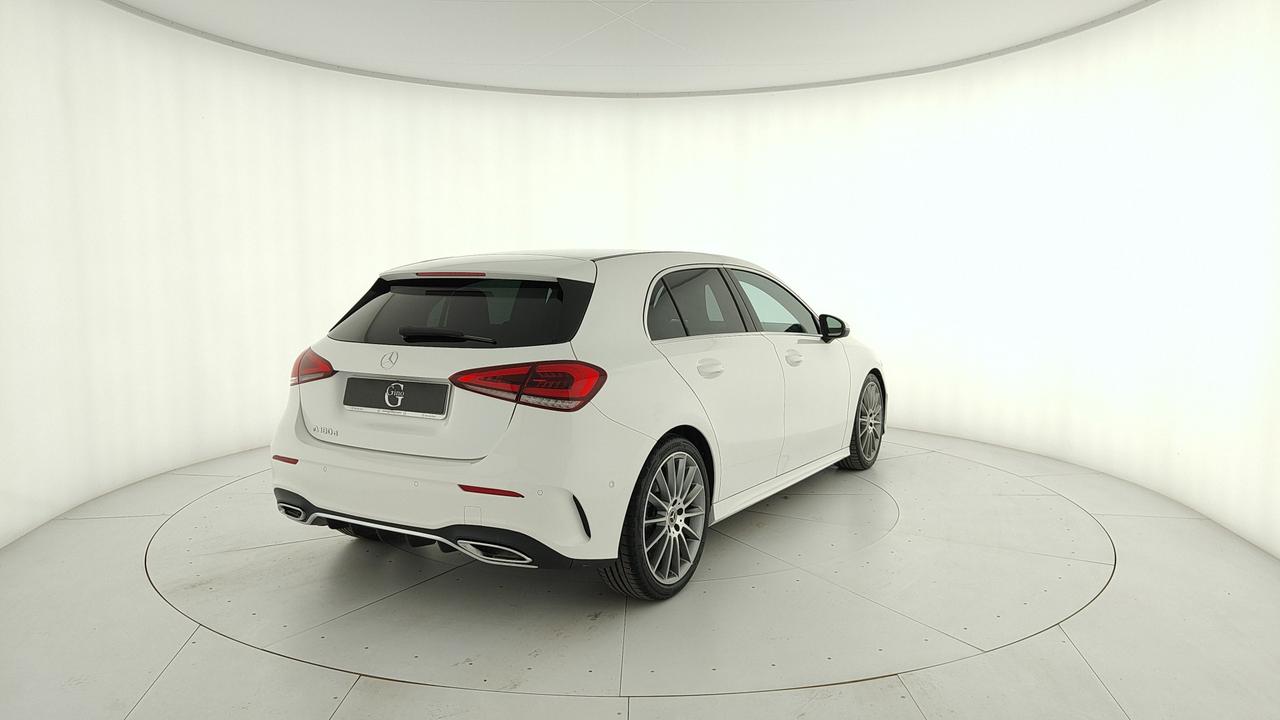 Mercedes-Benz A 180 d Premium auto
