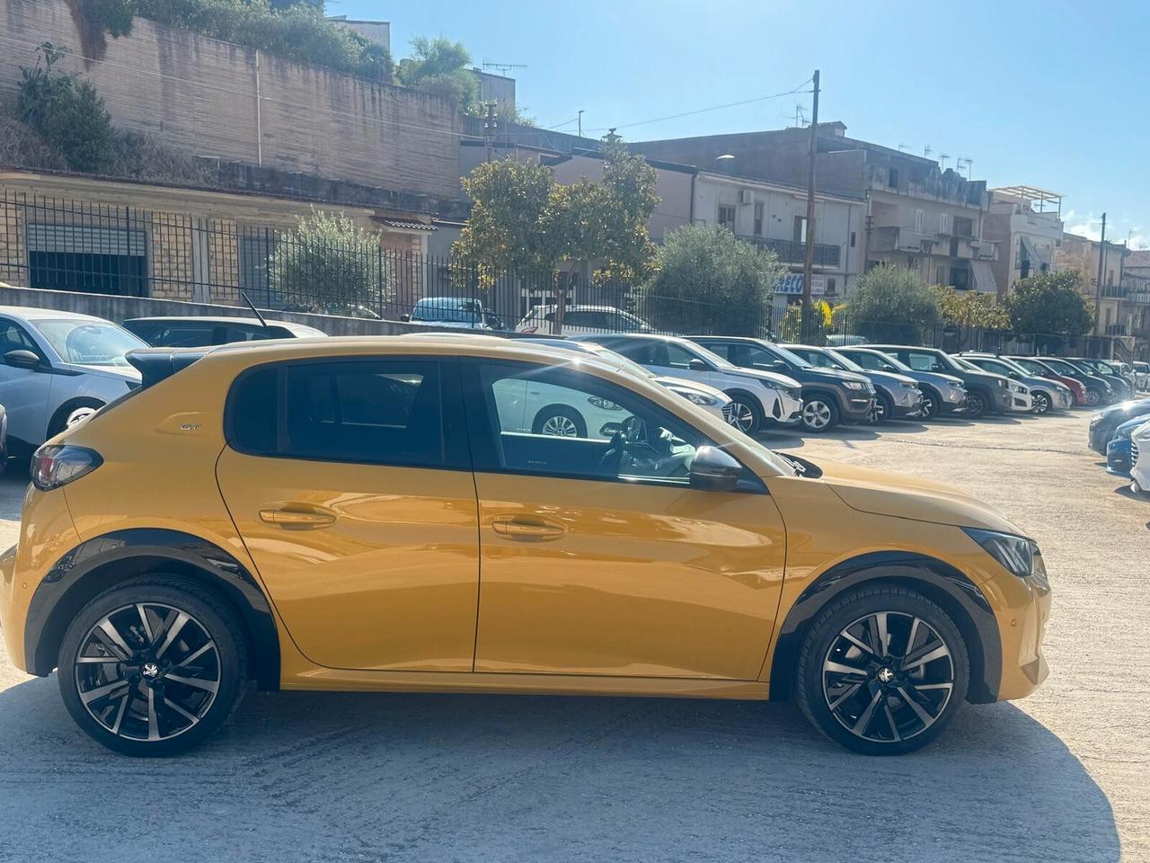 Peugeot 208 PureTech 130 Stop&Start EAT8 5 porte GT