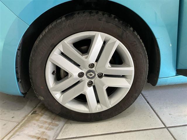 RENAULT Clio 5 Porte 1.6 E-TECH Hybrid 140cv Zen Auto my21