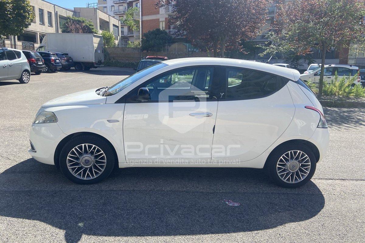 LANCIA Ypsilon 1.2 69 CV 5 porte S&S Gold