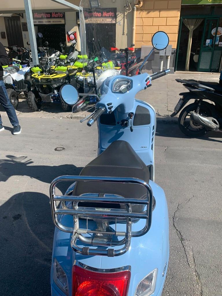 VESPA GTS 300 ANNO 2017