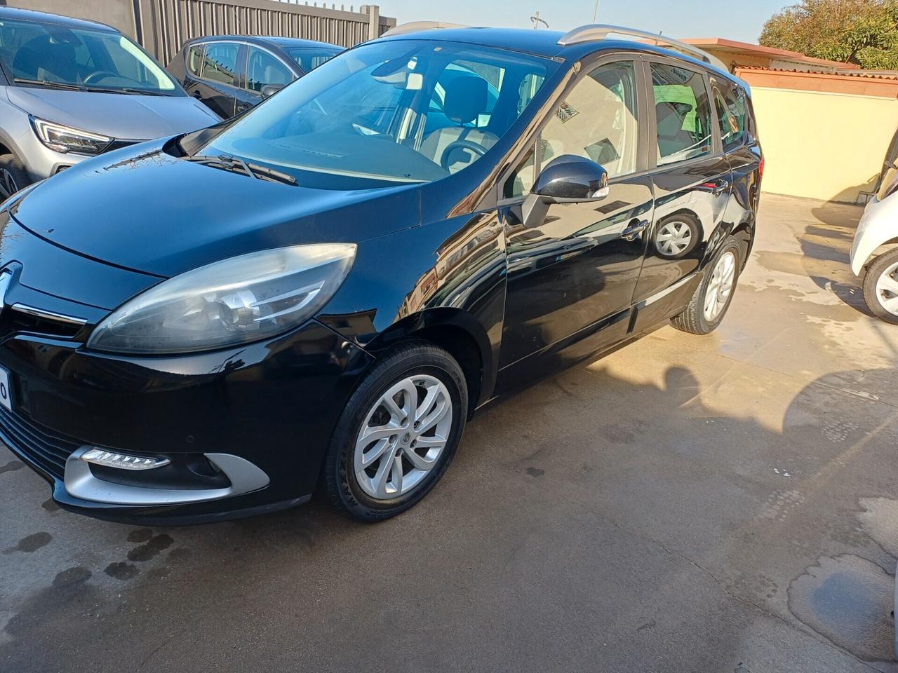 Renault Scenic Scénic dCi 110 CV (7 posti)