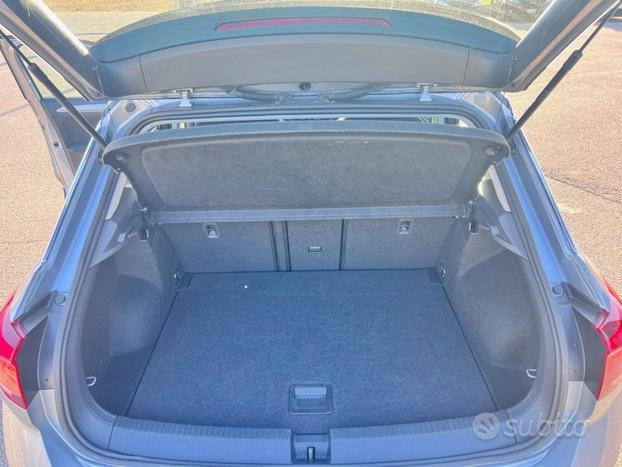 VOLKSWAGEN T-Roc 1.5 TSI ACT DSG Life