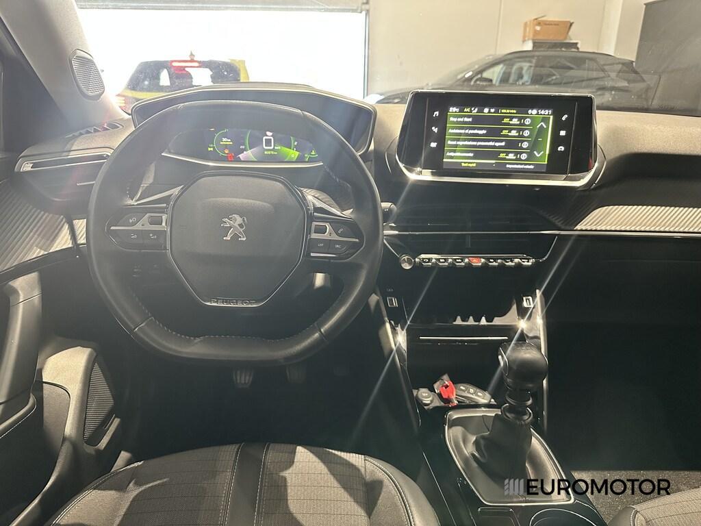 Peugeot 2008 1.5 BlueHDi Allure Pack