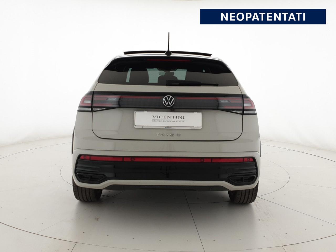 Volkswagen Taigo 1.0 tsi r-line 110cv