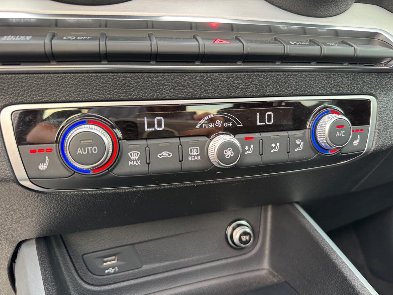 Audi Q2 30 TDI 116CV S tronic S-line Edition COCKPIT tetto