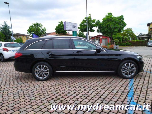 MERCEDES-BENZ C 220 d S.W. 4Matic Auto Sport