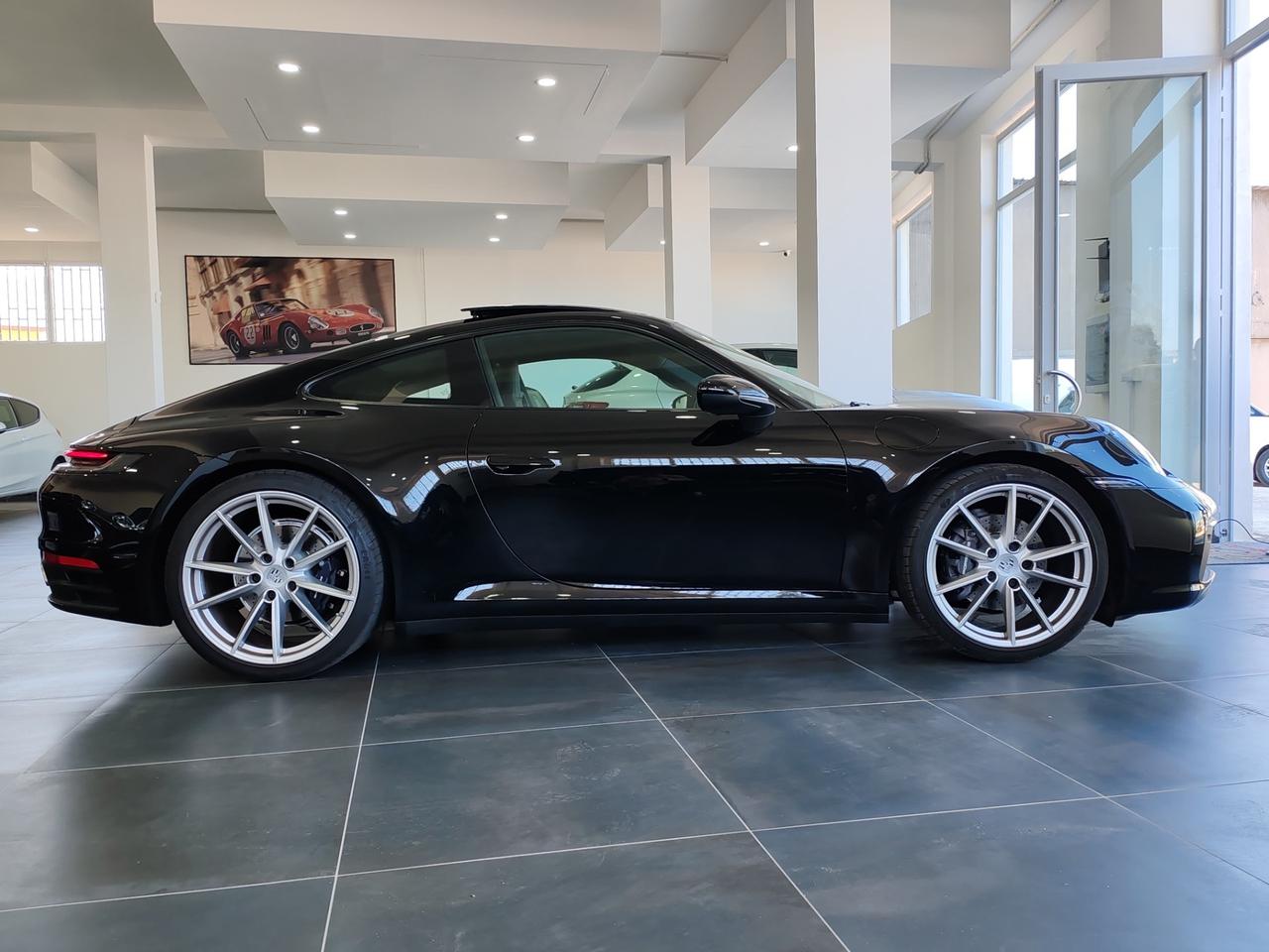 Porsche 911 Carrera 2023