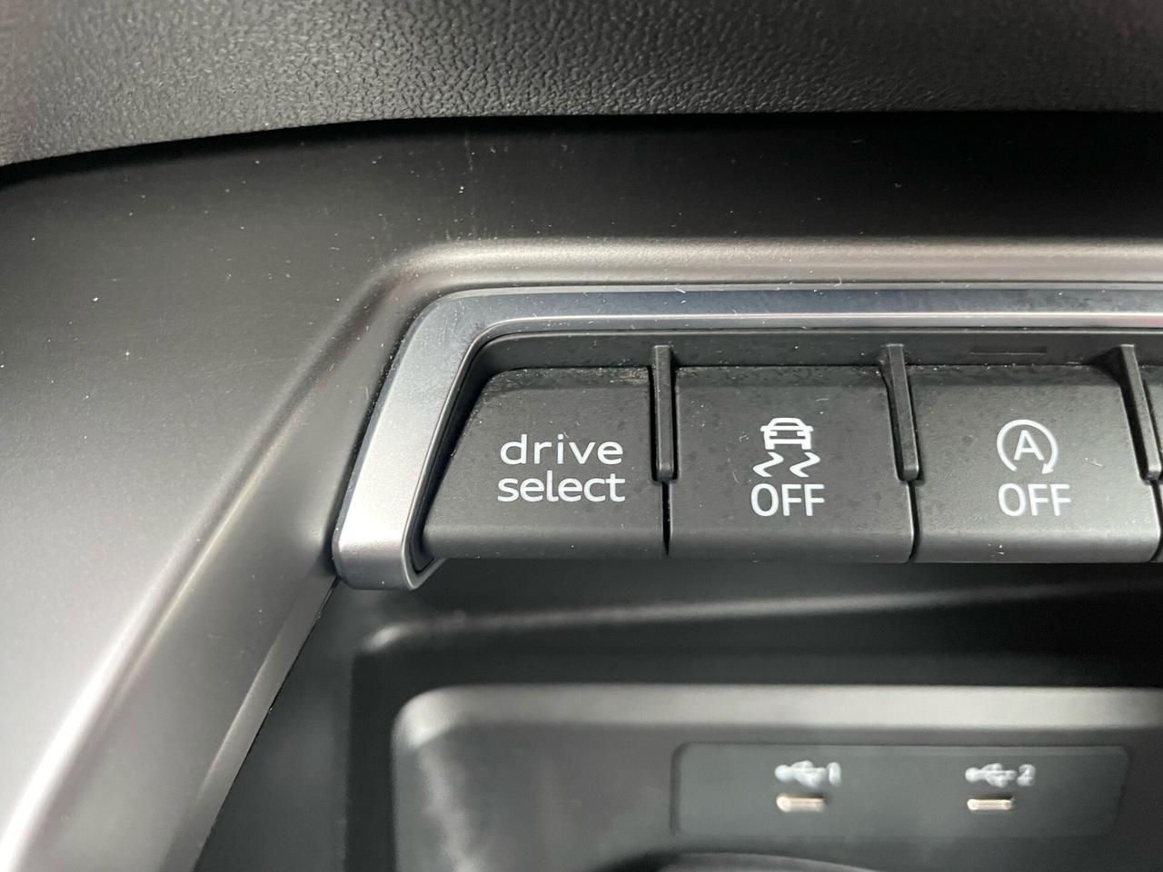 AUDI A3 SPTB 2.0TDi S-LINE S-TRONIC 2023