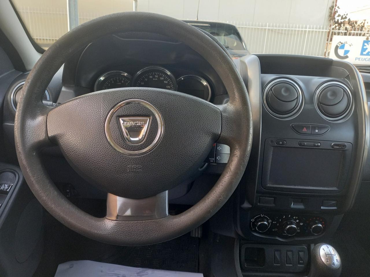 Dacia Duster 1.6 Gpl di Serie 105CV 4x2 Lauréate