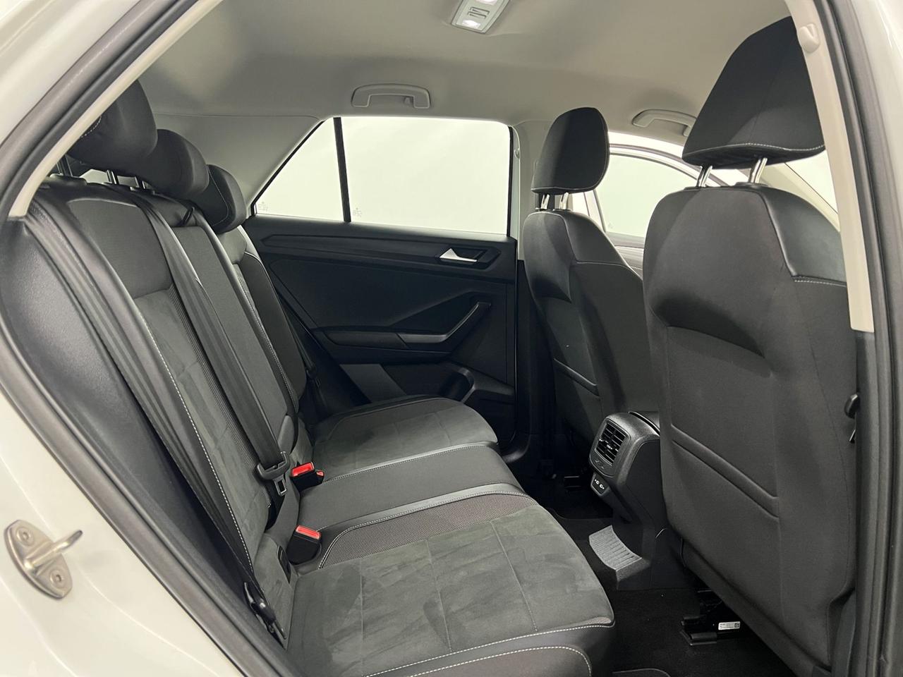 VOLKSWAGEN T-Roc 2022 T-Roc 1.0 tsi Style 110cv