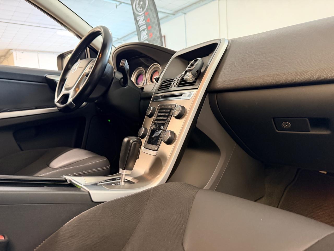 Volvo XC 60 XC60 D3 Geartronic Momentum