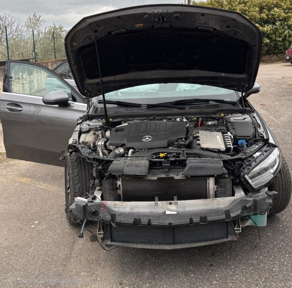 Mercedes-benz A 180 d Automatic Premium