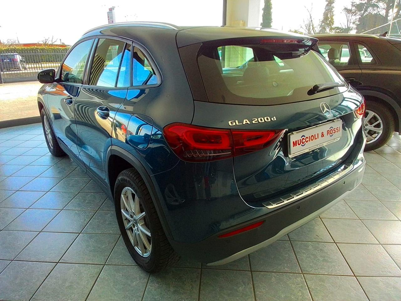 Mercedes-benz GLA 200d 150cv Automatic Business Extra