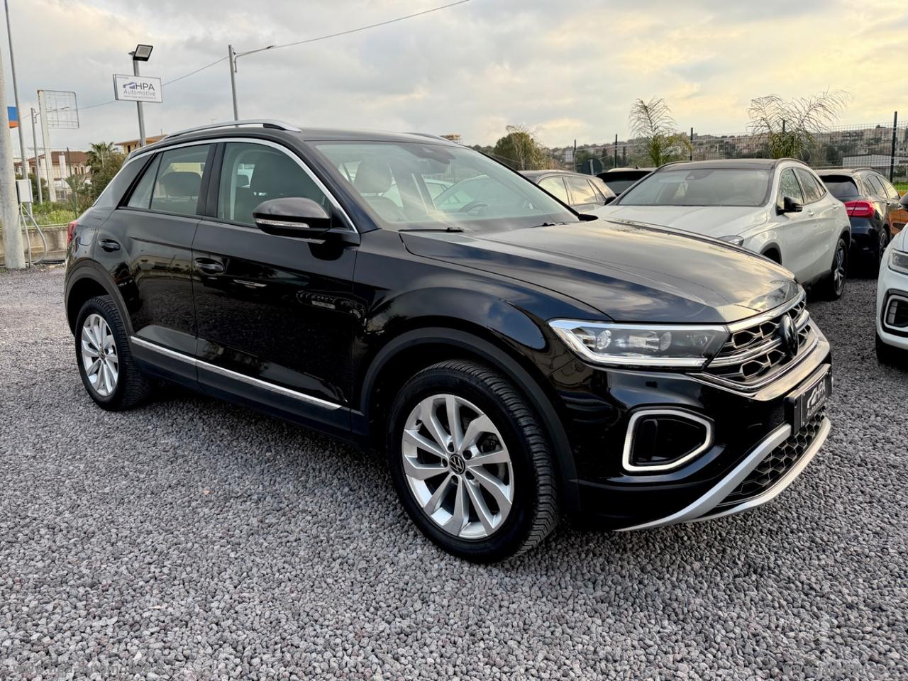 VOLKSWAGEN T-Roc 1.0 TSI Style NAVI LED IQ-LIGHT RETROCAMERA