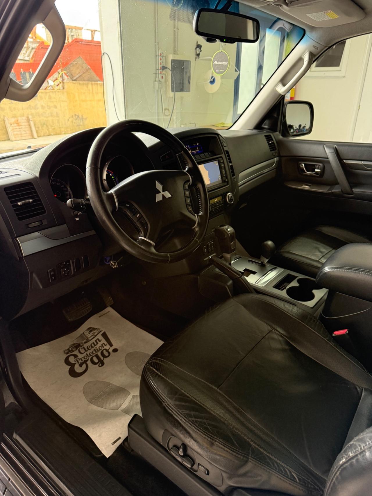 Mitsubishi Pajero 3.2 200 CV