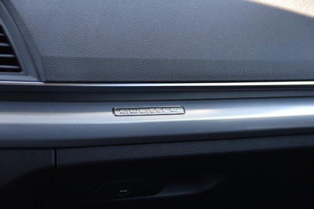 AUDI Q5 40 TDI quattro S tronic S-line Uniprop. Iva esp.